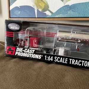 Die cast promotions 1:64 series II scale tractor trailer